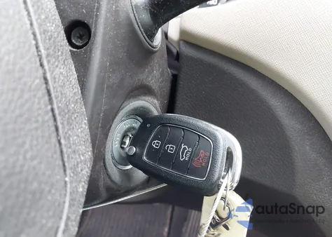 2017 Hyundai Santa Fe Sport 2.4L from USA, damaged, VIN 5NMZUDLB4HH008047